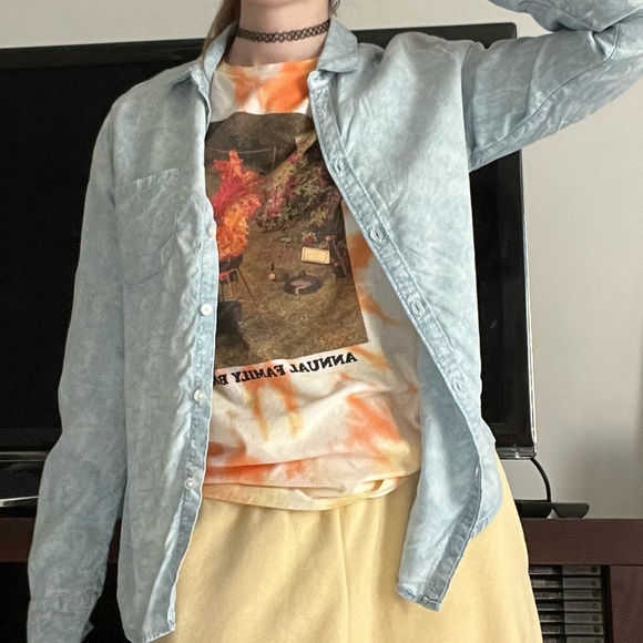 ☁️ Cloudy Chambray Shirt - Picture 4 of 6